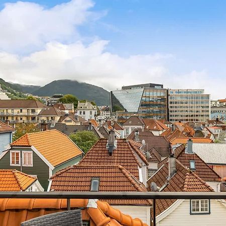 Dinbnb Apartments I Historical Two-Floor Apartment With Rooftop Panorama I 1645 Heritage Bergen Exterior foto