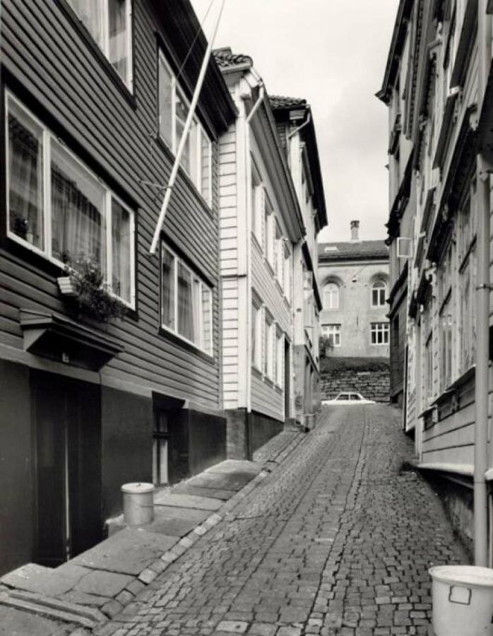 Dinbnb Apartments I Historical Two-Floor Apartment With Rooftop Panorama I 1645 Heritage Bergen Exterior foto